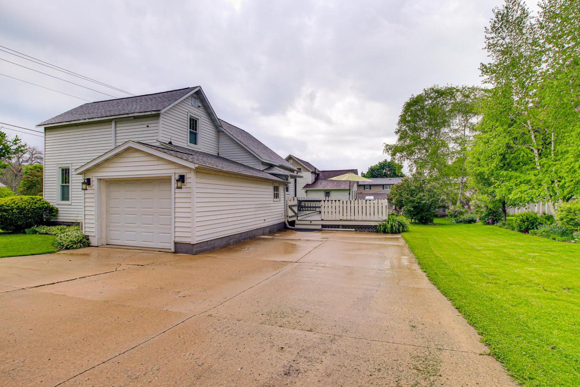 Lavish House With Patio - 2 Blocks To Green Lake! Exteriér fotografie