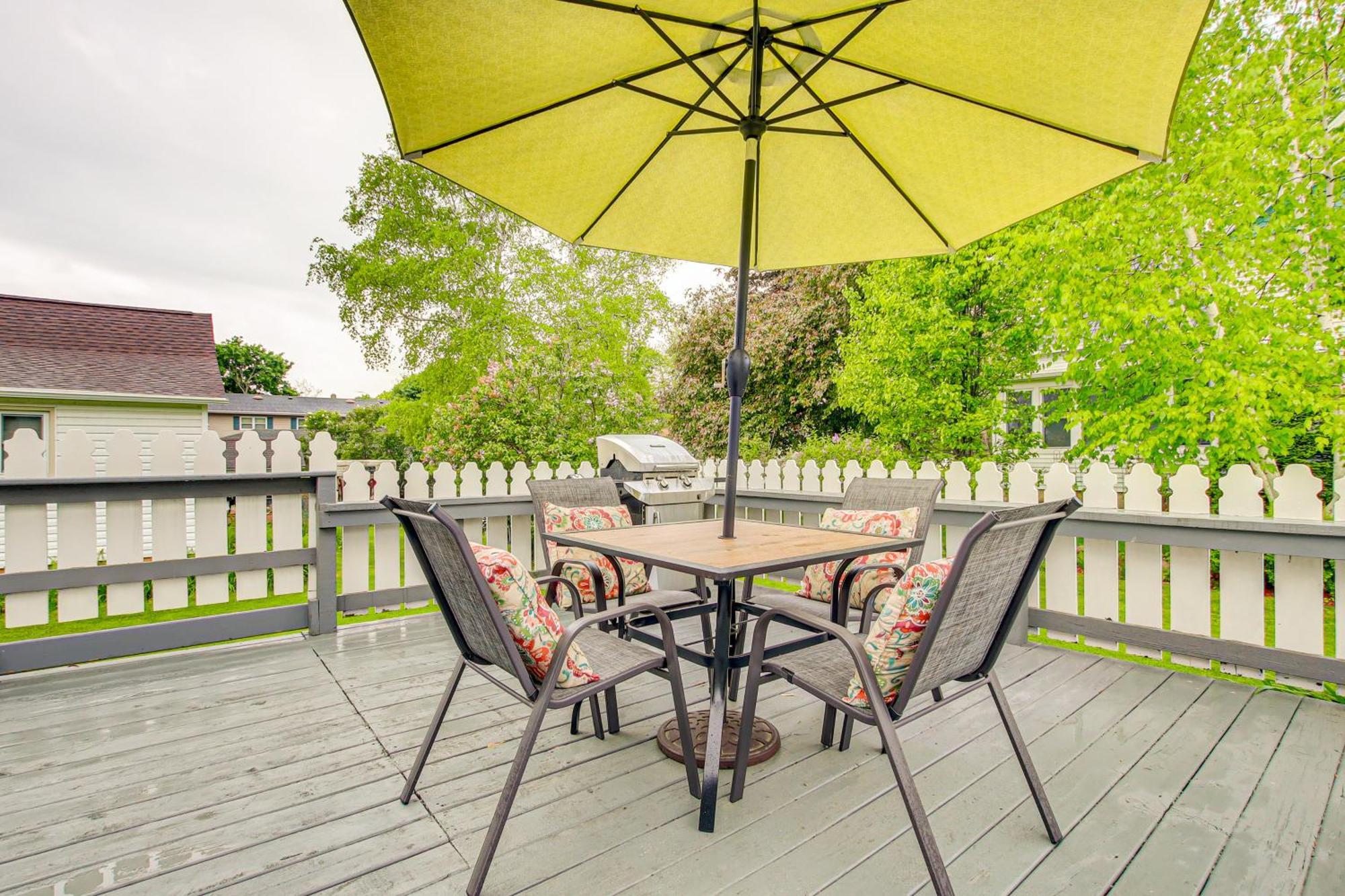 Lavish House With Patio - 2 Blocks To Green Lake! Exteriér fotografie